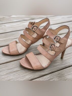 Coach Pink Leather Buckle Strappy Heeled Sandals Women’s 9.5